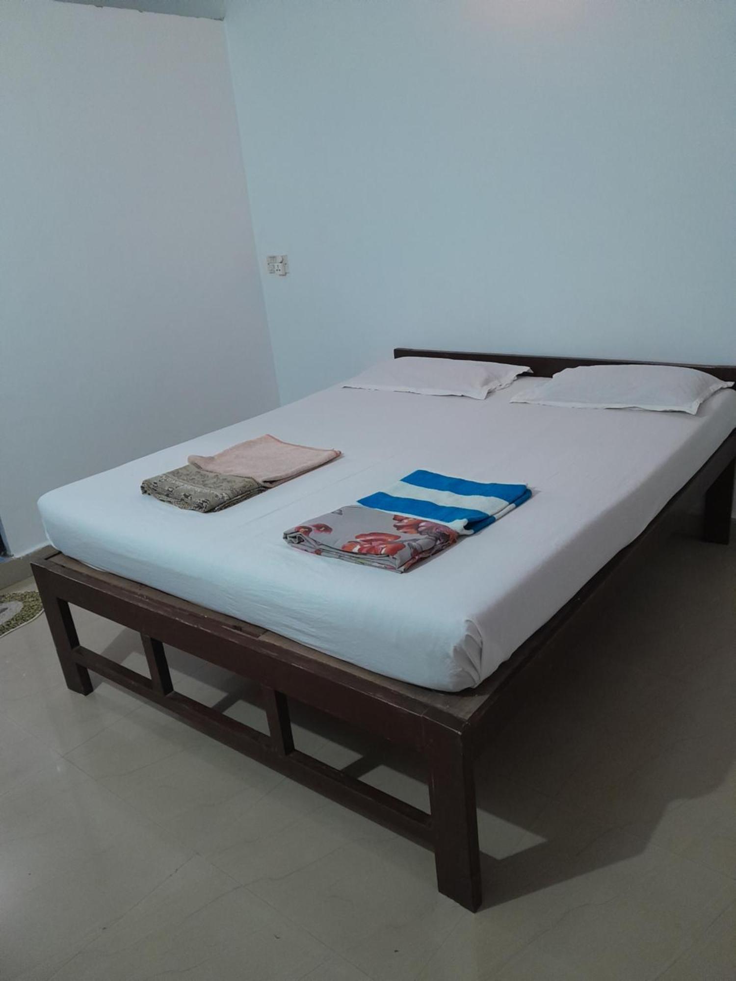 Ivon Guest House アランボル 部屋 写真