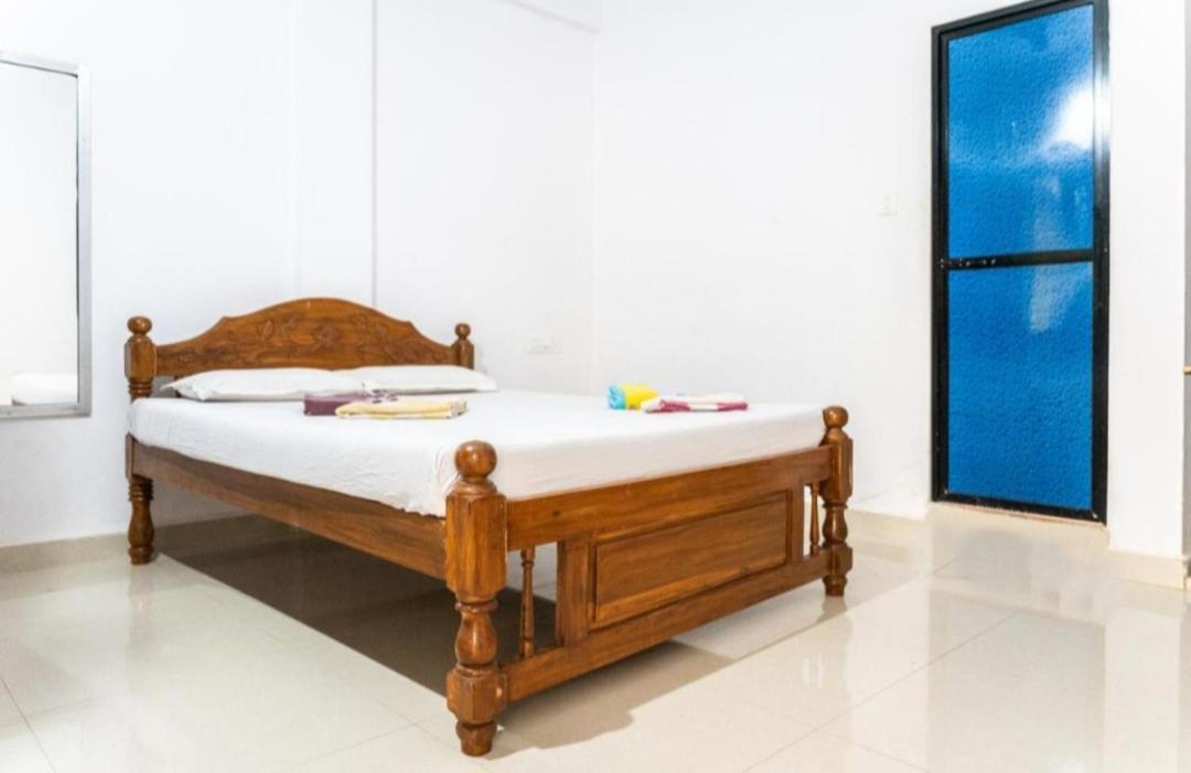 Ivon Guest House アランボル 部屋 写真